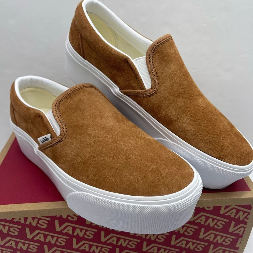 Vans Classic Slip-On Stackform Nubuck Chipmunk VN000CN1GWT Platform Sneakers